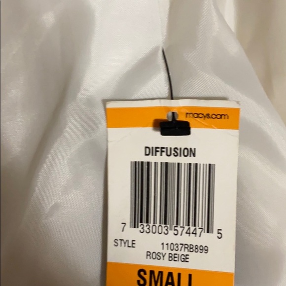 NWT INC beige faux fur vest - Picture 4 of 6